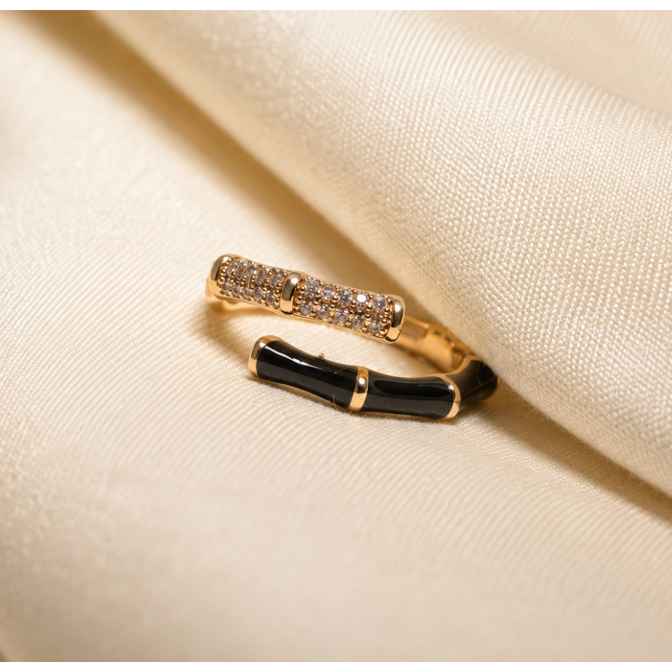Black enamel Adjustible Ring